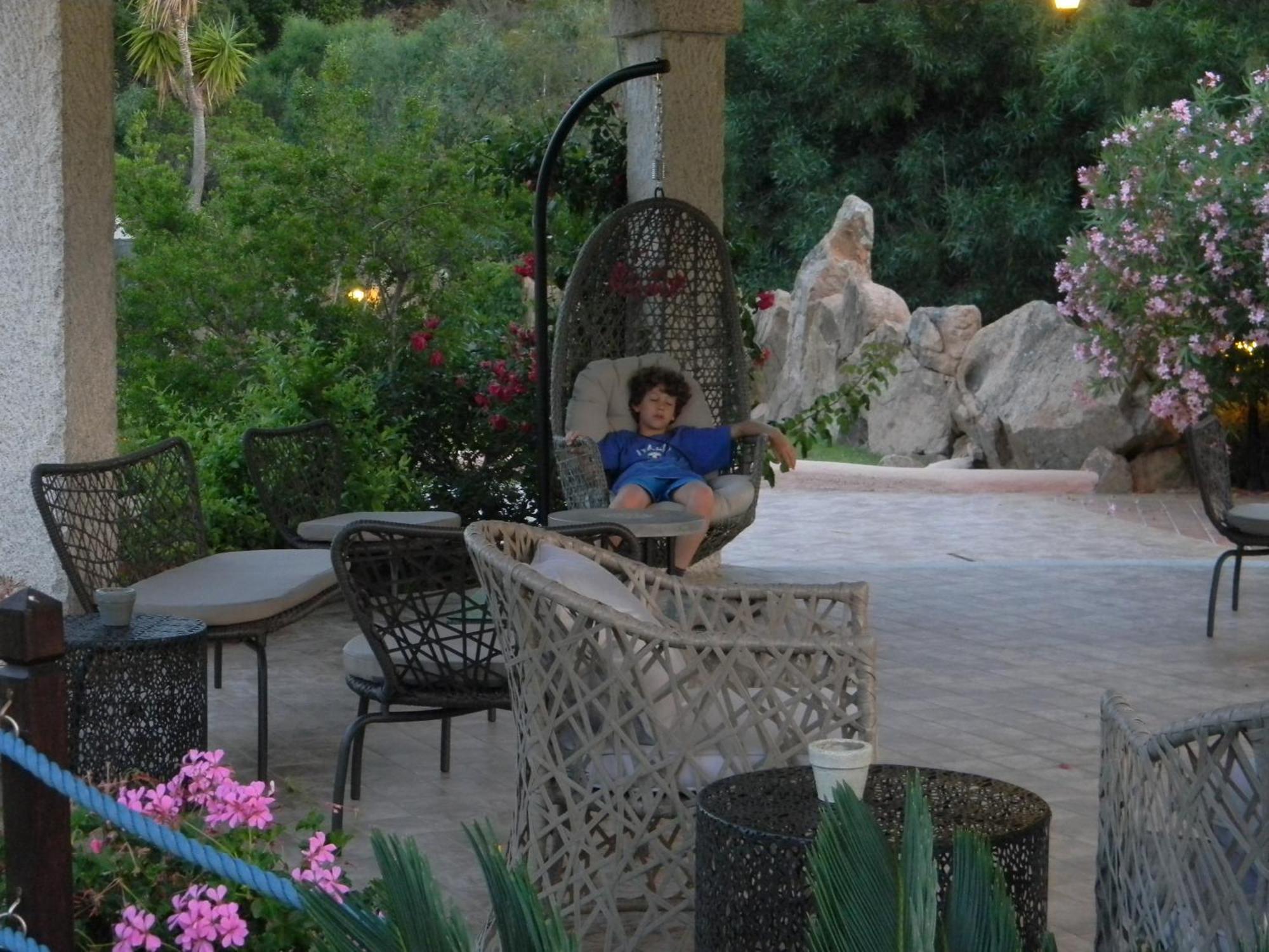 Relais Fenicottero Rosa Pensionat Porto Taverna Exteriör bild
