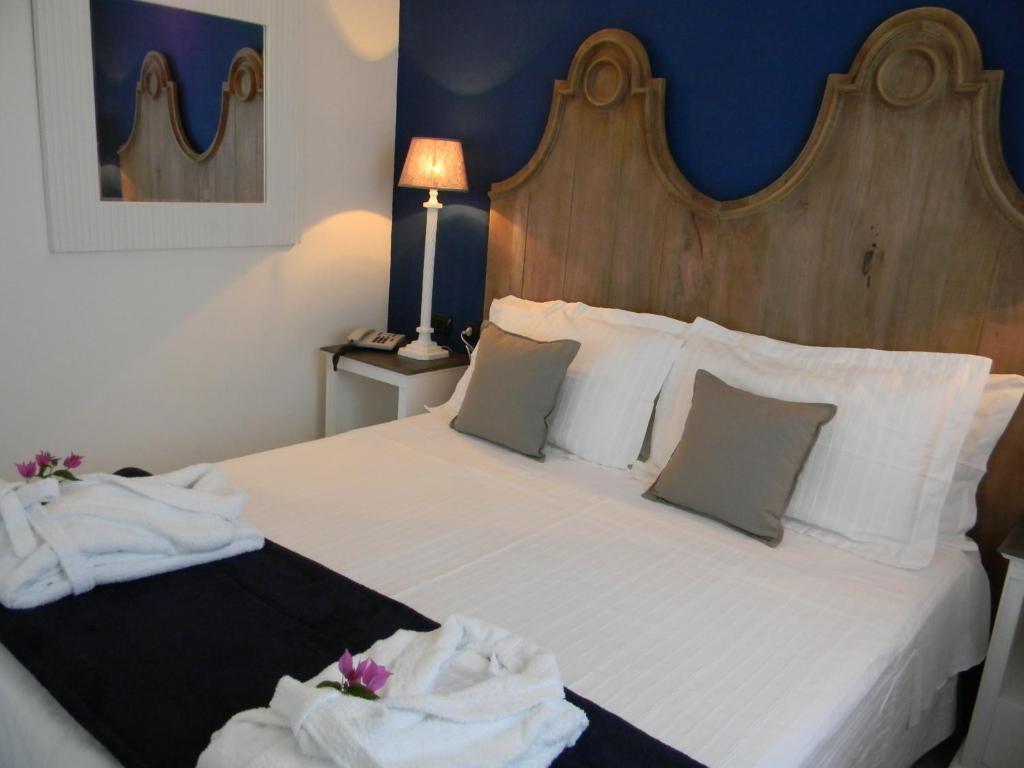 Relais Fenicottero Rosa Pensionat Porto Taverna Exteriör bild