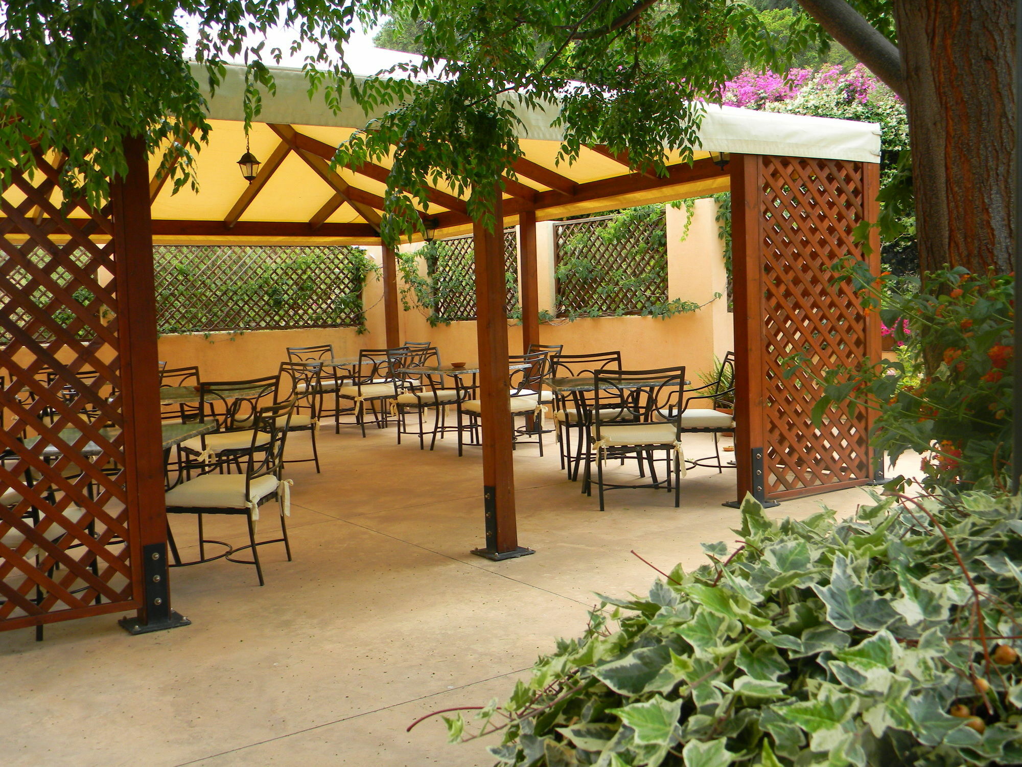 Relais Fenicottero Rosa Pensionat Porto Taverna Exteriör bild