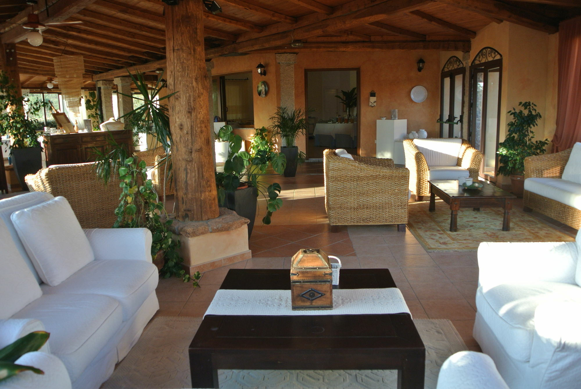 Relais Fenicottero Rosa Pensionat Porto Taverna Exteriör bild