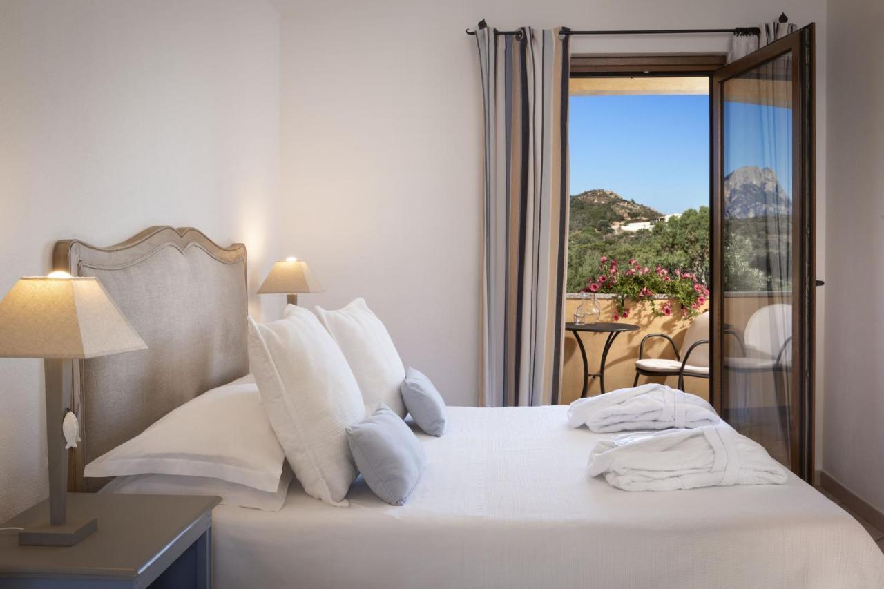 Relais Fenicottero Rosa Pensionat Porto Taverna Exteriör bild